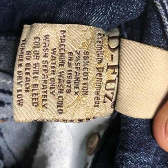 D-FUZ Premium Denimwear Boot Cut Blue Jeans distressed embroidered 9/10 READ - Picture 10 of 12